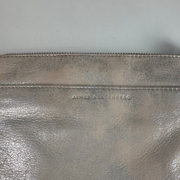 Aimee Kestenberg Wristlet Clutch Stone Silver Leather New "Its A Love Thing" - Picture 11 of 11